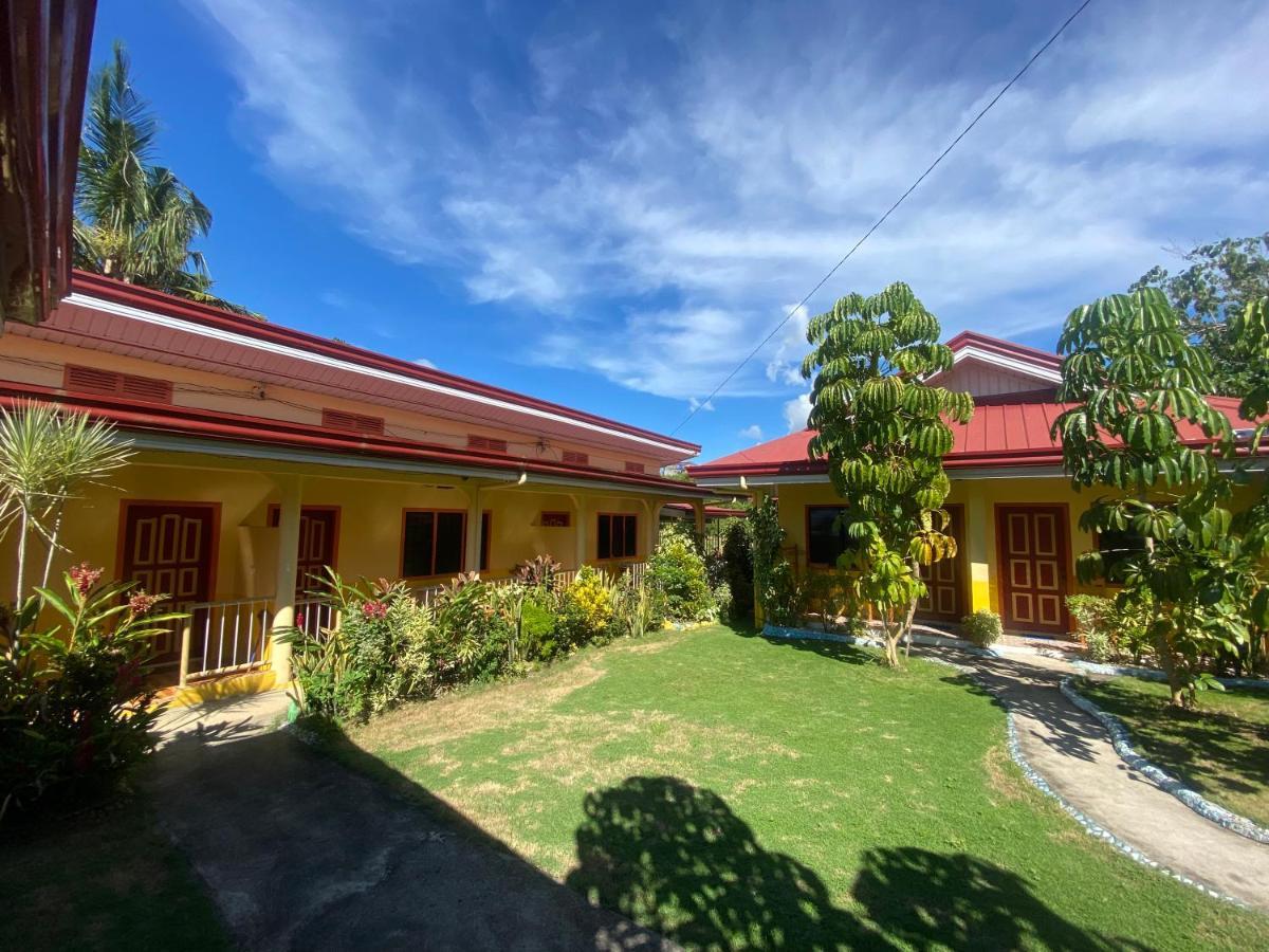 Uptown Guesthouse Siquijor Exterior photo