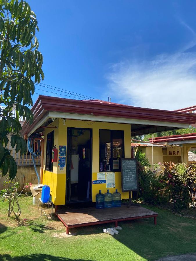 Uptown Guesthouse Siquijor Exterior photo