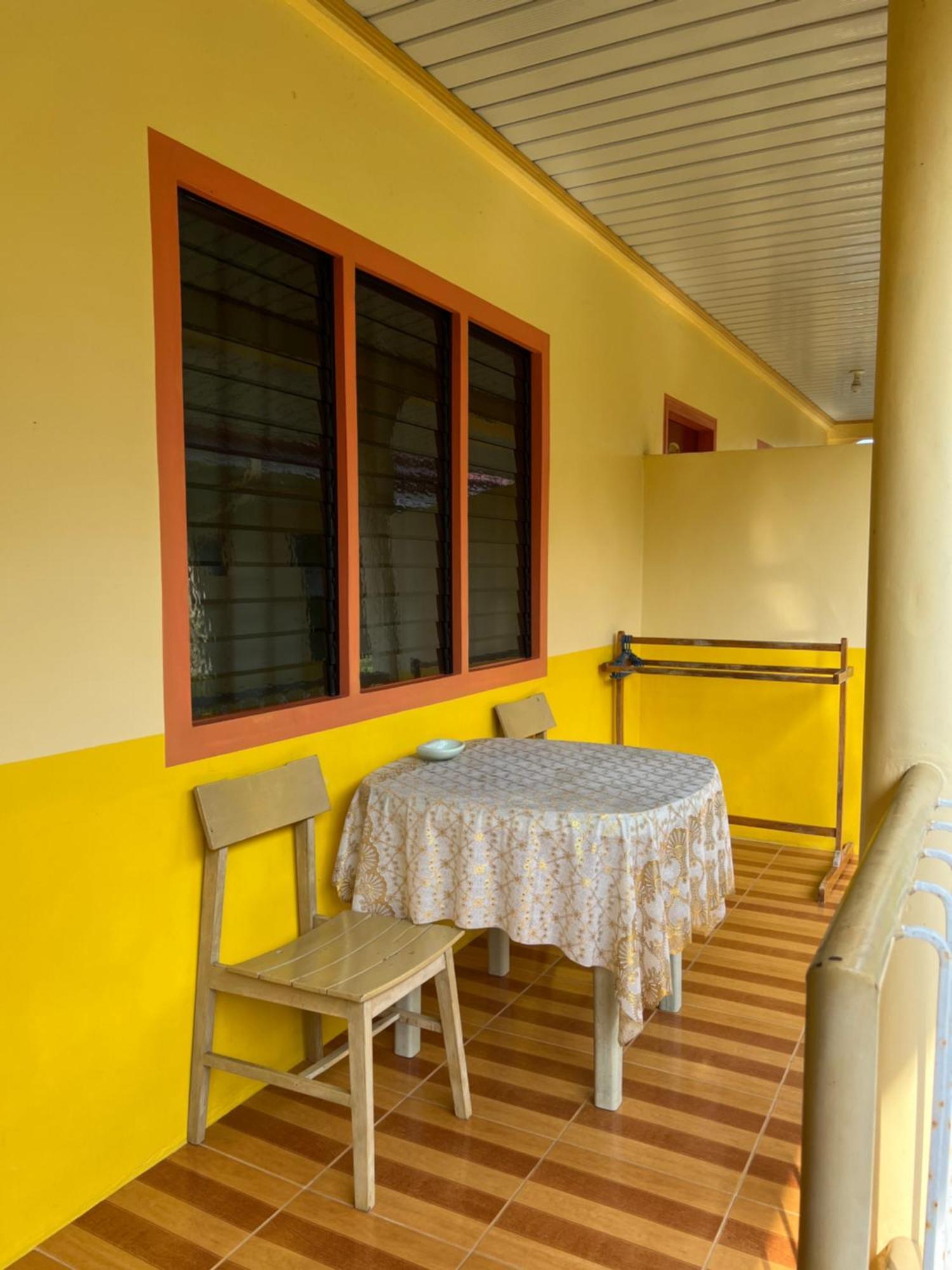 Uptown Guesthouse Siquijor Room photo