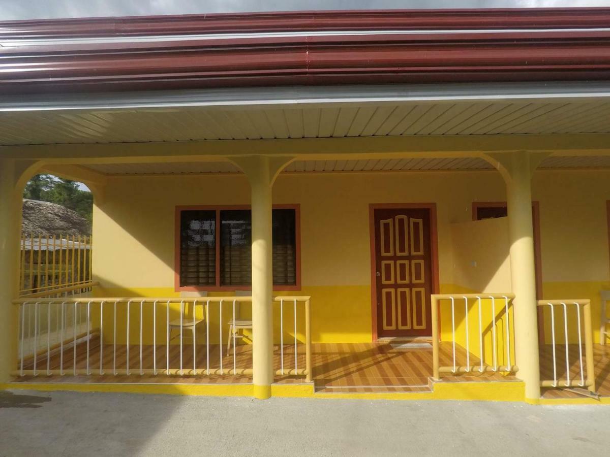 Uptown Guesthouse Siquijor Exterior photo